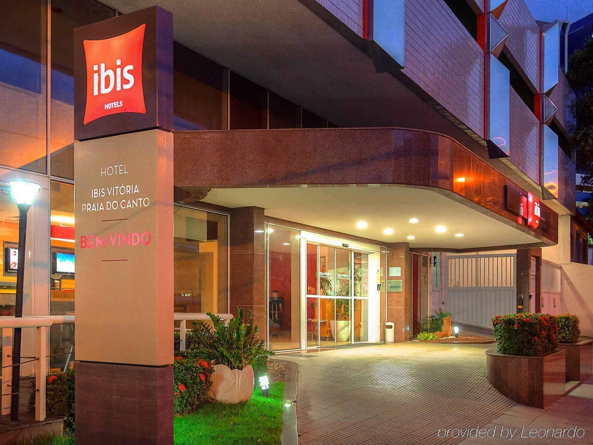 Ibis Vitoria Praia Do Canto Luaran gambar